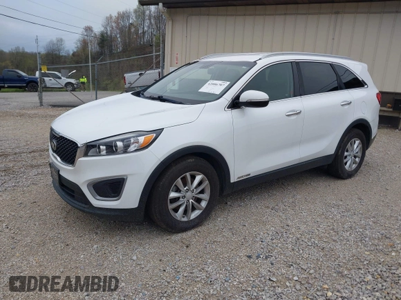 2016 Kia Sorento LX with VIN 5XYPGDA59GG150351, listed as a IAAI auction lot 42006707 with 152,617 mi miles and . Bid and sale history available at carsss.com. Image 2.