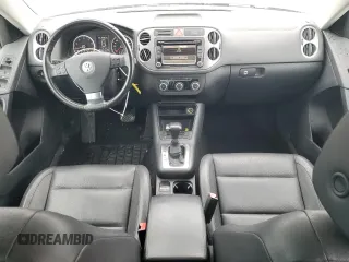 2010 Volkswagen Tiguan Wolfsburg Edition с VIN WVGAV7AX9AW520377, выставлен на аукционе Copart как лот 46697465 с пробегом 117 865 миль миль и Списание • Salvage title. История ставок и продаж доступна на DreamBid. Изображение 8.