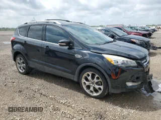 2013 Ford Escape Titanium z VIN 1FMCU0J98DUD37329, wystawiony jako Copart lot #50832495 z przebiegiem 94 386 mil mil oraz Szkoda całkowita • Salvage title. Historia ofert i sprzedaży dostępna na DreamBid. Obrazek 4.