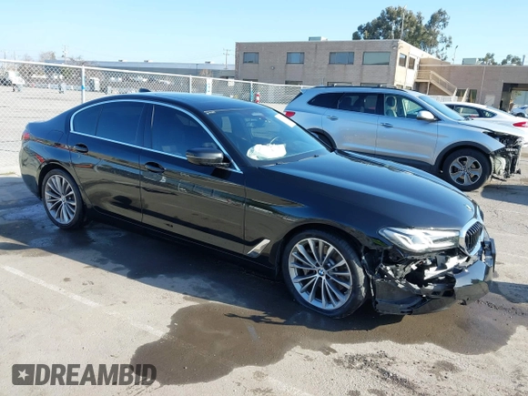 2021 BMW 5 Series 530i с VIN WBA53BH05MWX01307, выставлен на аукционе IAAI как лот 41755966 с пробегом 73 780 миль миль и . История ставок и продаж доступна на DreamBid. Изображение 1.