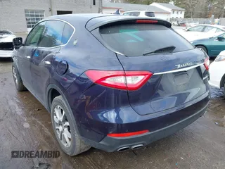 2017 Maserati Levante z VIN ZN661XUA0HX248091, wystawiony jako IAAI lot #41730373 z przebiegiem 109 986 mil mil oraz . Historia ofert i sprzedaży dostępna na DreamBid. Obrazek 3.