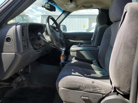 2007 Chevrolet C/K 1500 with VIN 1GCEK14Z67E117528, listed as a Copart auction lot 50833745 with 147,297 mi miles and Salvage Title. Bid and sale history available at carsss.com. Image 7.