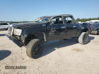 2011 GMC Sierra 1500 SLE with VIN 3GTP2VE33BG149915, listed as a Copart auction lot 52377385 with 218,845 mi miles and Salvage title. Bid and sale history available at DreamBid. Image 1.