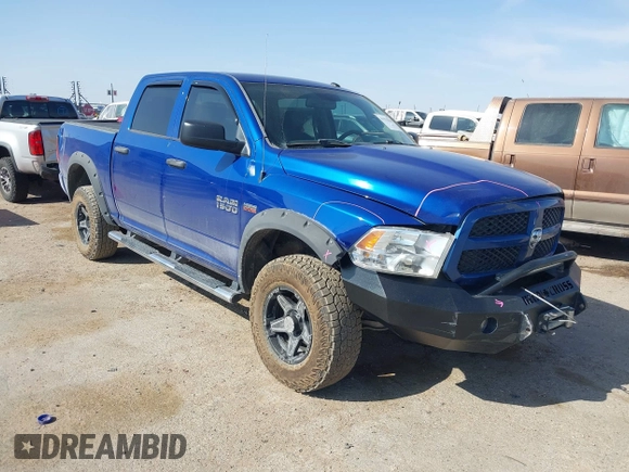 2017 Ram 1500 Express z VIN 3C6RR7KT4HG710272, wystawiony jako IAAI lot #41915939 z przebiegiem 105 890 mil mil oraz . Historia ofert i sprzedaży dostępna na DreamBid. Obrazek 1.