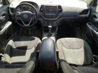 2017 Jeep Cherokee Latitude z VIN 1C4PJLCSXHW653163, wystawiony jako Copart lot #49277655 z przebiegiem 209 156 mil mil oraz Szkoda całkowita • Salvage title. Historia ofert i sprzedaży dostępna na DreamBid. Obrazek 8.