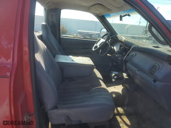 2000 Dodge Ram 1500 Work Special with VIN 1B7HC16X7YS564782, listed as a Copart auction lot 77219934 with 0 mi miles and Salvage Title. Bid and sale history available at carsss.com. Image 10.