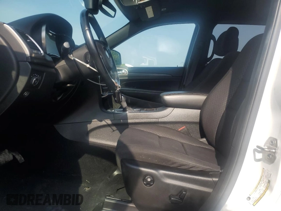 2019 Jeep Grand Cherokee Altitude z VIN 1C4RJFAG4KC815242, wystawiony jako Copart lot #59951365 z przebiegiem 67 785 mil mil oraz Szkoda całkowita • Salvage title. Historia ofert i sprzedaży dostępna na DreamBid. Obrazek 7.