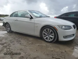 2013 BMW 3 Series 328i with VIN WBADW3C51DJ527082, listed as a Copart auction lot 58250445 with 116,914 mi miles and Non repairable. Bid and sale history available at DreamBid. Image 4.