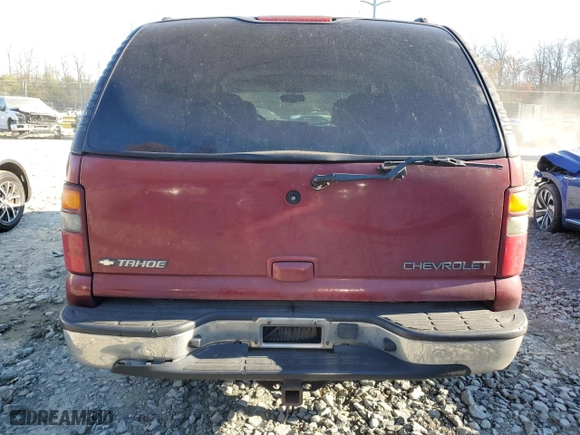 2002 Chevrolet Tahoe LT with VIN 1GNEK13Z02J300108, listed as a Copart auction lot 82101194 with 310,703 mi miles and Clean Title. Bid and sale history available at carsss.com. Image 6.