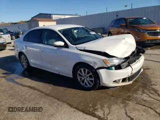 2012 Volkswagen Jetta Sedan SE w/Convenience with VIN 3VWDX7AJXCM458303, listed as a Copart auction lot 78156064 with 160,228 mi miles and Non Repairable. Bid and sale history available at carsss.com. Image 4.