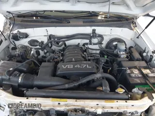 2005 Toyota Sequoia Limited with VIN 5TDZT38A25S263835, listed as a IAAI auction lot 41412563 with 284,551 mi miles and . Bid and sale history available at DreamBid. Image 10.