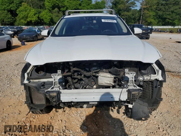 2018 Jaguar F-Pace 25t Premium with VIN SADCJ2FX4JA294089, listed as a Copart auction lot 52994485 with 86,501 mi miles and Salvage Title. Bid and sale history available at DreamBid. Image 5.