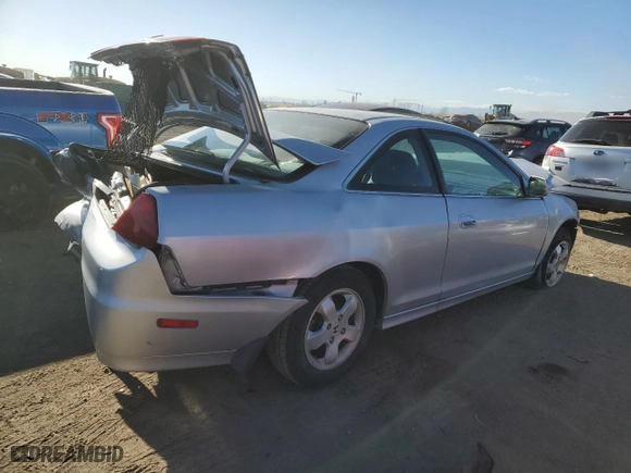 2001 Honda Accord Cpe EX with VIN 1HGCG31561A027530, listed as a Copart auction lot 85370814 with NaN miles and Salvage Title. Bid and sale history available at carsss.com. Image 3.