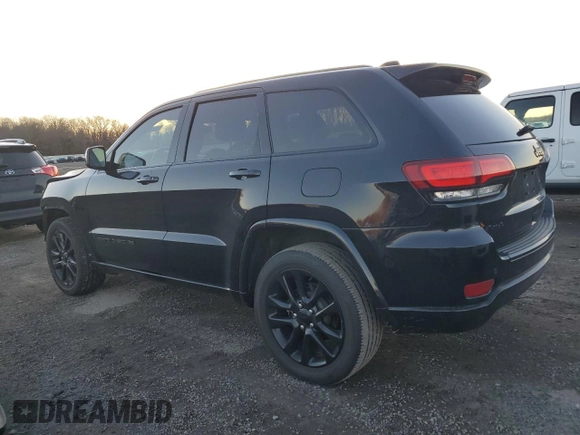 2018 Jeep Grand Cherokee Laredo E with VIN 1C4RJFAG7JC207682, listed as a Copart auction lot 83789844 with 40,110 mi miles and Salvage Title. Bid and sale history available at DreamBid. Image 2.