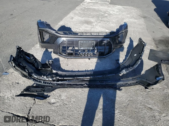 2023 Audi Q8 Premium Plus z VIN WA1EVBF12PD045117, wystawiony jako Copart lot #82049644 z przebiegiem Nie podano mil oraz Szkoda całkowita • Salvage title. Historia ofert i sprzedaży dostępna na DreamBid. Obrazek 15.