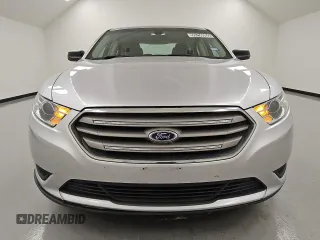 2016 Ford Taurus SE z VIN 1FAHP2D88GG126947, wystawiony jako Copart lot #55256955 z przebiegiem 88 821 mil mil oraz Czysty tytuł • Clean title. Historia ofert i sprzedaży dostępna na DreamBid. Obrazek 5.