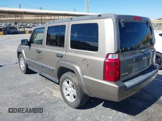 2006 Jeep Commander z VIN 1J8HG48N26C104740, wystawiony jako IAAI lot #42813918 z przebiegiem 182 464 mil mil oraz . Historia ofert i sprzedaży dostępna na DreamBid. Obrazek 3.