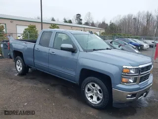 2015 Chevrolet Silverado 1500 LT with VIN 1GCVKREC1FZ330239, listed as a IAAI auction lot 41672993 with 87,766 mi miles. Bid and sale history available at carsss.com. Image 1.