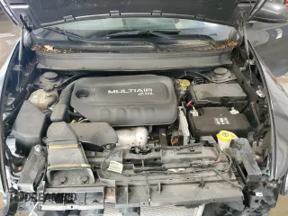 2017 Jeep Cherokee Limited z VIN 1C4PJMDB2HW601286, wystawiony jako Copart lot #60034815 z przebiegiem 55 948 mil mil oraz Szkoda całkowita • Salvage title. Historia ofert i sprzedaży dostępna na DreamBid. Obrazek 12.