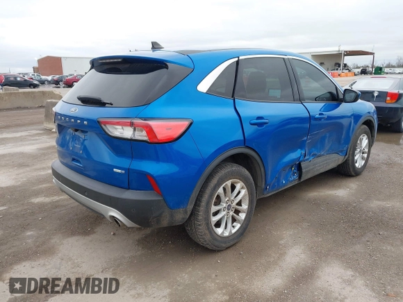 2020 Ford Escape SE with VIN 1FMCU9G62LUB18933, listed as a IAAI auction lot 41564797 with 68,187 mi miles. Bid and sale history available at carsss.com. Image 4.