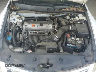 2011 Honda Accord LX z VIN 1HGCP2F39BA078037, wystawiony jako Copart lot #57603685 z przebiegiem 108 970 mil mil oraz Szkoda całkowita • Salvage title. Historia ofert i sprzedaży dostępna na DreamBid. Obrazek 11.