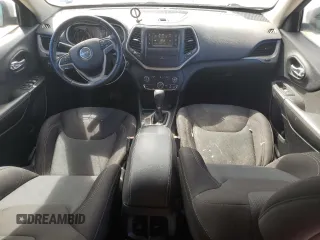 2016 Jeep Cherokee Latitude with VIN 1C4PJLCB8GW287251, listed as a Copart auction lot 47196545 with 175,773 mi miles and Salvage Title. Bid and sale history available at carsss.com. Image 8.