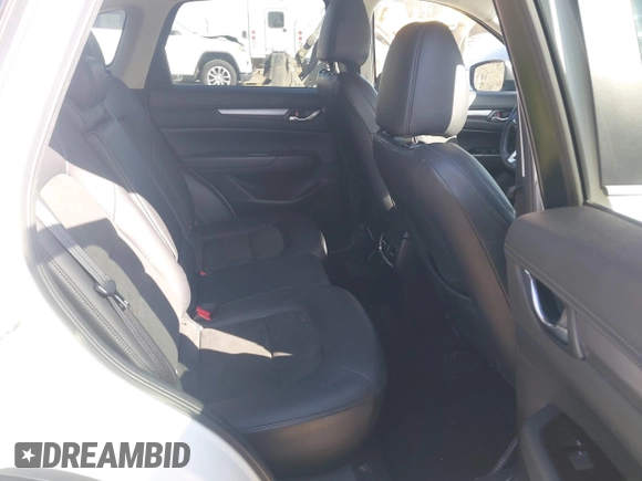 2017 Mazda CX-5 Touring z VIN JM3KFBCL8H0214052, wystawiony jako IAAI lot #41940783 z przebiegiem 120 083 mil mil oraz . Historia ofert i sprzedaży dostępna na DreamBid. Obrazek 8.