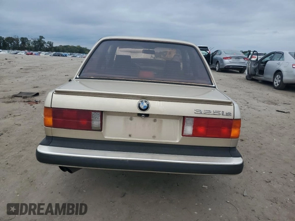 1987 BMW 3 Series 325iS with VIN WBAAA2300H3110188, listed as a Copart auction lot 74043434 with 118,582 mi miles and Salvage Title. Bid and sale history available at carsss.com. Image 6.