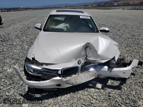 2014 BMW 3 Series 328i with VIN WBA3C1C53EK112799, listed as a Copart auction lot 61493585 with Not provided miles and Salvage title. Bid and sale history available at DreamBid. Image 5.