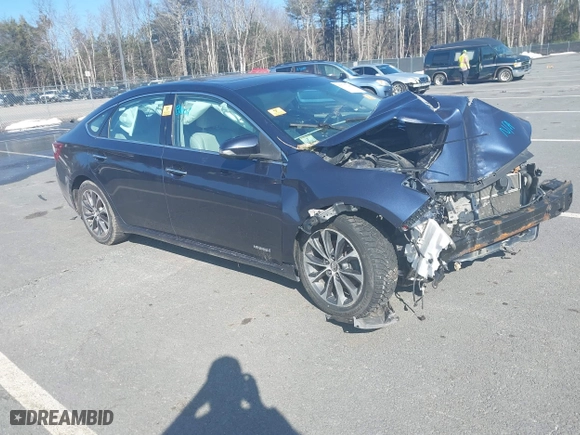 2016 Toyota Avalon Hybrid XLE Premium with VIN 4T1BD1EB2GU052127, listed as a IAAI auction lot 41737260 with 266,841 mi miles. Bid and sale history available at carsss.com. Image 1.