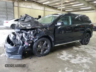 2019 Dodge Journey Crossroad with VIN 3C4PDCGB1KT751593, listed as a Copart auction lot 52090495 with 94,438 mi miles and Salvage Title. Bid and sale history available at DreamBid. Image 1.