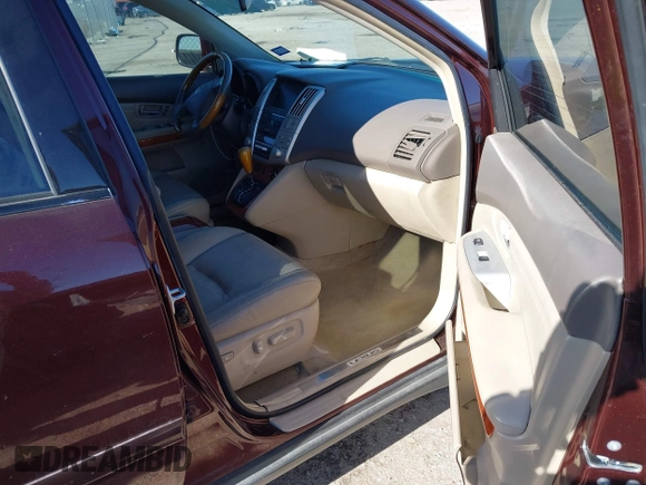 2008 Lexus RX 350 with VIN JTJGK31U789850529, listed as a IAAI auction lot 41211567 with 202,855 mi miles and . Bid and sale history available at DreamBid. Image 5.