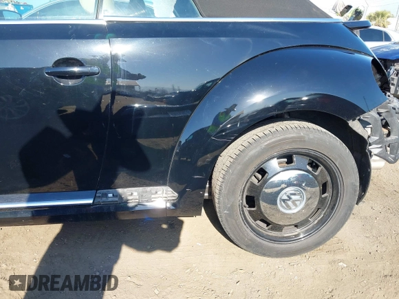 2013 Volkswagen Beetle 50s Edition with VIN 3VW5P7AT5DM829195, listed as a IAAI auction lot 42225948 with 87,202 mi miles and . Bid and sale history available at DreamBid. Image 18.
