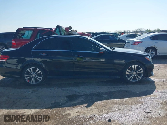 2014 Mercedes-Benz E-Class E 350 Sport with VIN WDDHF5KB1EA962778, listed as a IAAI auction lot 41972816 with 89,261 mi miles. Bid and sale history available at carsss.com. Image 14.