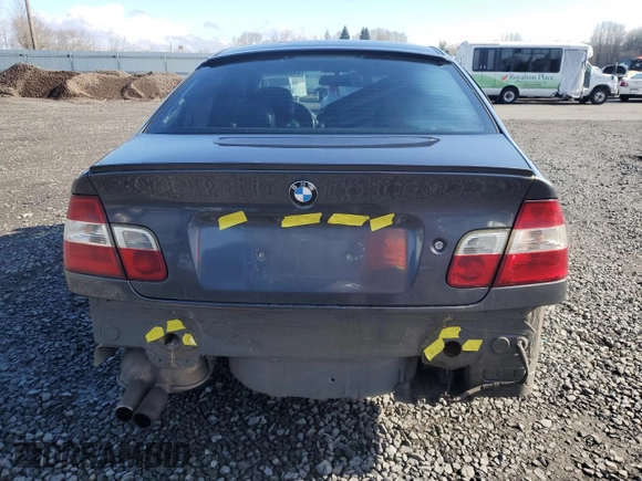 2001 BMW 3 Series 325i with VIN WBAAV33451FU97905, listed as a Copart auction lot 44808975 with 121,506 mi miles and Salvage Title. Bid and sale history available at carsss.com. Image 6.