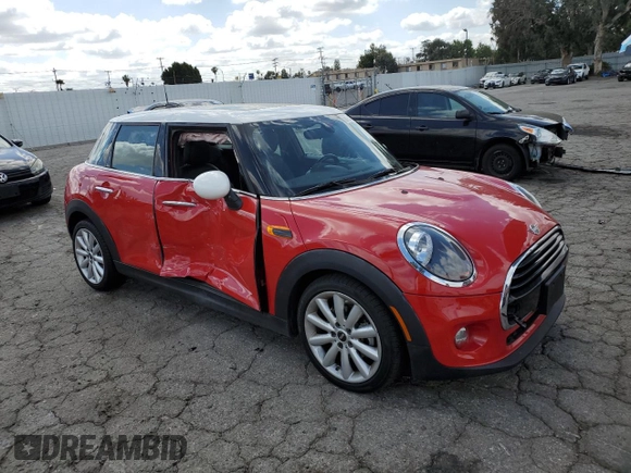 2019 MINI Hardtop 4 Door Cooper z VIN WMWXU1C57K2J03162, wystawiony jako Copart lot #56795965 z przebiegiem 33 125 mil mil oraz Szkoda całkowita • Salvage title. Historia ofert i sprzedaży dostępna na DreamBid. Obrazek 4.