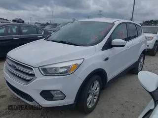 2017 Ford Escape SE with VIN 1FMCU0GD2HUB03804, listed as a IAAI auction lot 41842496 with 197,373 mi miles. Bid and sale history available at carsss.com. Image 16.