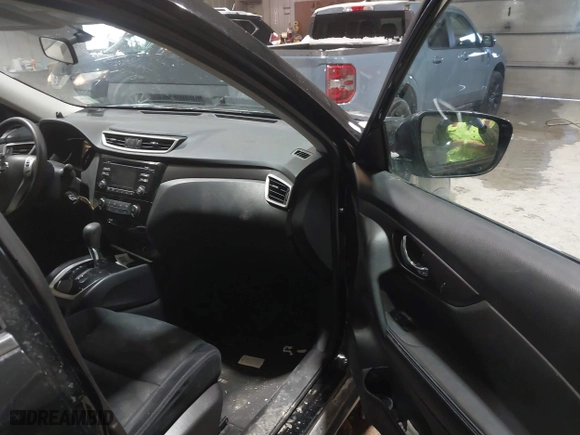 2016 Nissan Rogue S with VIN JN8AT2MV1GW136307, listed as a IAAI auction lot 41565866 with 66,488 mi miles. Bid and sale history available at carsss.com. Image 5.