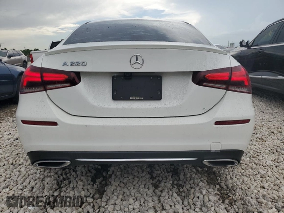 2019 Mercedes-Benz A 220 with VIN WDD3G4EB8KW020688, listed as a Copart auction lot 68486944 with 34,902 mi miles and Salvage Title. Bid and sale history available at DreamBid. Image 6.