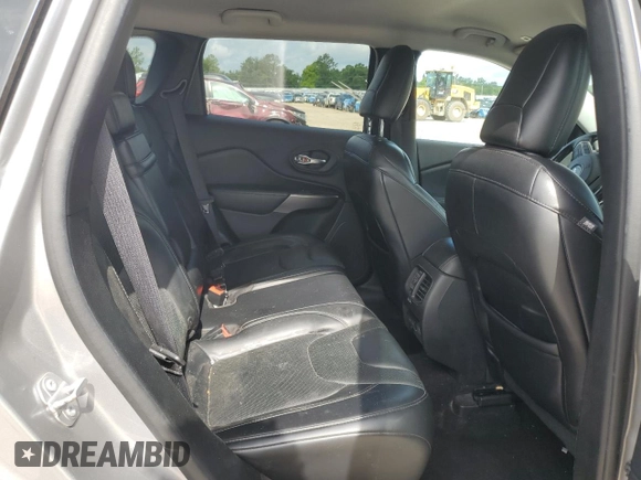 2019 Jeep Cherokee Limited with VIN 1C4PJLDB2KD324295, listed as a Copart auction lot 60706455 with 103,551 mi miles and Non repairable. Bid and sale history available at DreamBid. Image 10.