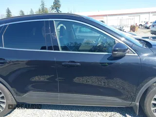 2020 Ford Escape Titanium Hybrid z VIN 1FMCU9DZ9LUC35844, wystawiony jako IAAI lot #42058275 z przebiegiem 74 205 mil mil oraz . Historia ofert i sprzedaży dostępna na DreamBid. Obrazek 13.