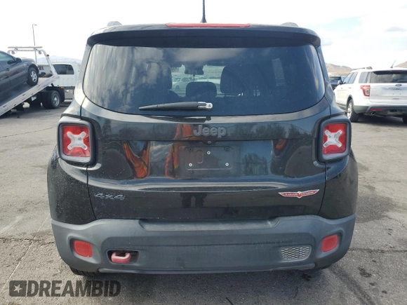 2015 Jeep Renegade Trailhawk z VIN ZACCJBCT1FPC41628, wystawiony jako Copart lot #59054825 z przebiegiem 138 053 mil mil oraz Szkoda całkowita • Salvage title. Historia ofert i sprzedaży dostępna na DreamBid. Obrazek 6.