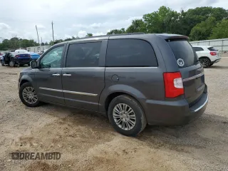 2015 Chrysler Town & Country Touring L z VIN 2C4RC1CG9FR522217, wystawiony jako Copart lot #58411175 z przebiegiem 218 149 mil mil oraz Szkoda całkowita • Salvage title. Historia ofert i sprzedaży dostępna na DreamBid. Obrazek 2.