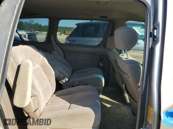 2000 Toyota Sienna LE with VIN 4T3ZF13C4YU304036, listed as a Copart auction lot 72448274 with 176,388 mi miles and Salvage Title. Bid and sale history available at carsss.com. Image 11.