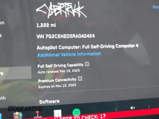 2024 Tesla Cybertruck z VIN 7G2CEHED5RA042424, wystawiony jako IAAI lot #41242343 z przebiegiem 1 222 mil mil oraz . Historia ofert i sprzedaży dostępna na DreamBid. Obrazek 7.