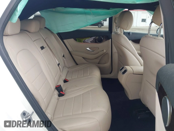 2021 Mercedes-Benz GLC 300 z VIN W1N0G8EBXMF995726, wystawiony jako IAAI lot #41954125 z przebiegiem 90 981 mil mil oraz . Historia ofert i sprzedaży dostępna na DreamBid. Obrazek 8.