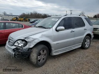 2005 Mercedes-Benz M-Class 3.7L with VIN 4JGAB57E25A538743, listed as a Copart auction lot 51050965 with 130,204 mi miles and Salvage Title. Bid and sale history available at carsss.com. Image 1.