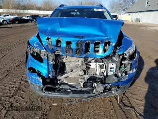 2018 Jeep Cherokee Latitude with VIN 1C4PJLCB5JD544613, listed as a Copart auction lot 47477085 with 114,263 mi miles and Salvage Title. Bid and sale history available at carsss.com. Image 5.