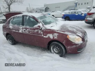 2007 Hyundai Accent GL z VIN KMHCN45C07U072761, wystawiony jako Copart lot #42321615 z przebiegiem 158 492 mil mil oraz Szkoda całkowita • Salvage title. Historia ofert i sprzedaży dostępna na DreamBid. Obrazek 4.