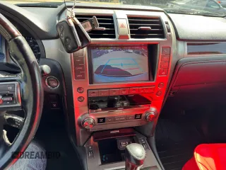 2016 Lexus GX 460 z VIN JTJBM7FX9G5143162, wystawiony jako Copart lot #52306615 z przebiegiem 181 810 mil mil oraz Czysty tytuł • Clean title. Historia ofert i sprzedaży dostępna na DreamBid. Obrazek 7.